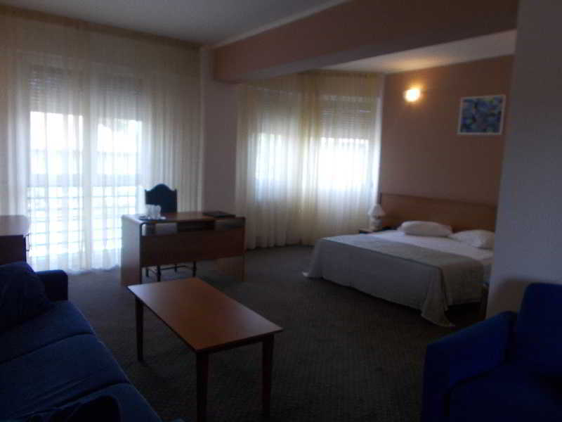 Hotel Reghina Timișoara Zewnętrze zdjęcie