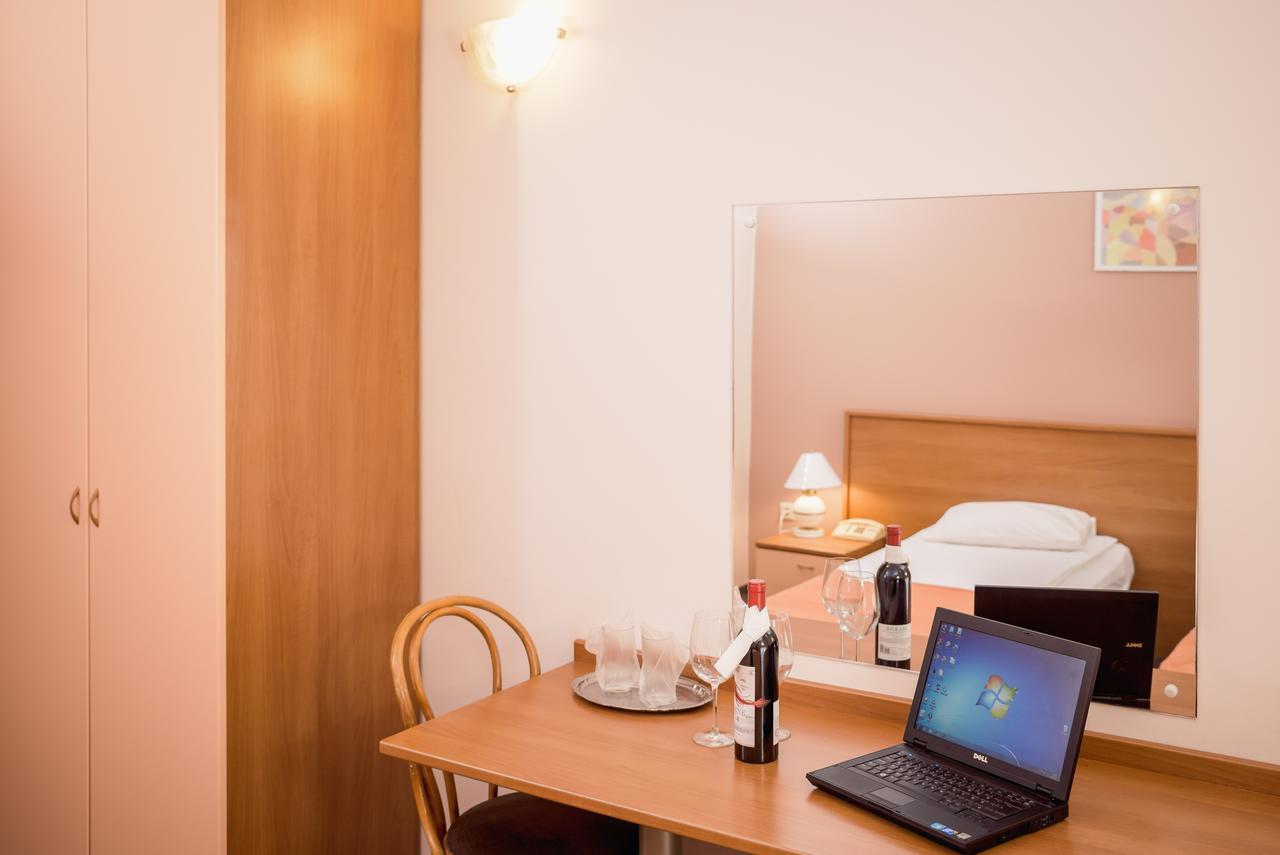 Hotel Reghina Timișoara Zewnętrze zdjęcie