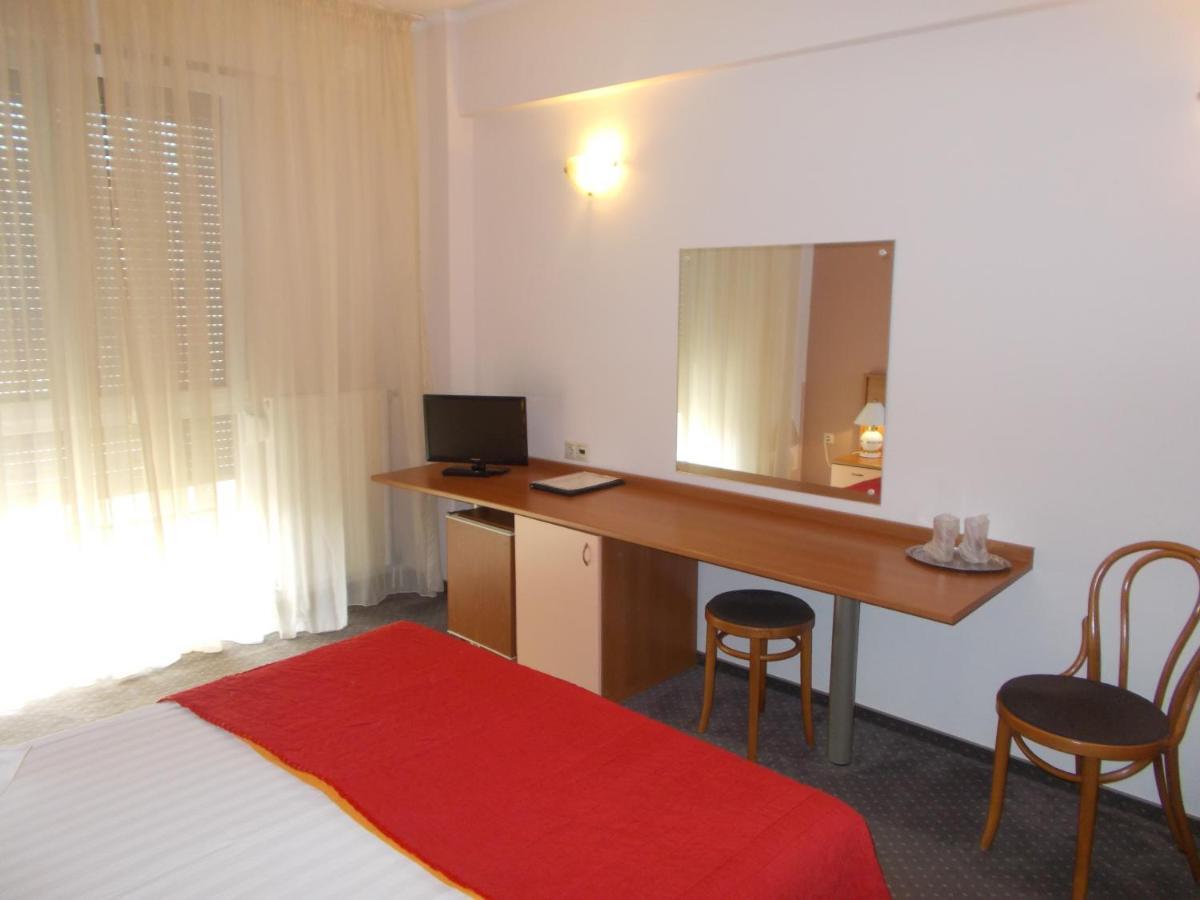 Hotel Reghina Timișoara Pokój zdjęcie